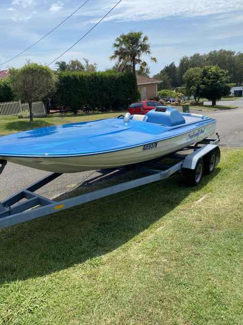 Ski Boat 350 Chev Inboard Everingham 18ft Motorboats Powerboats