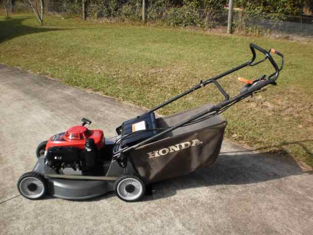 Honda Buffalo Classic HRU 216D Self Propelled Lawn Mower Lawn Mowers