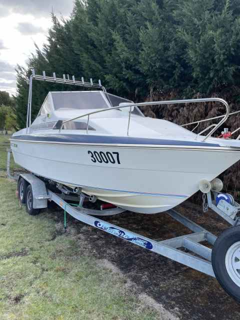 Haines Hunter C Motorboats Powerboats Gumtree Australia