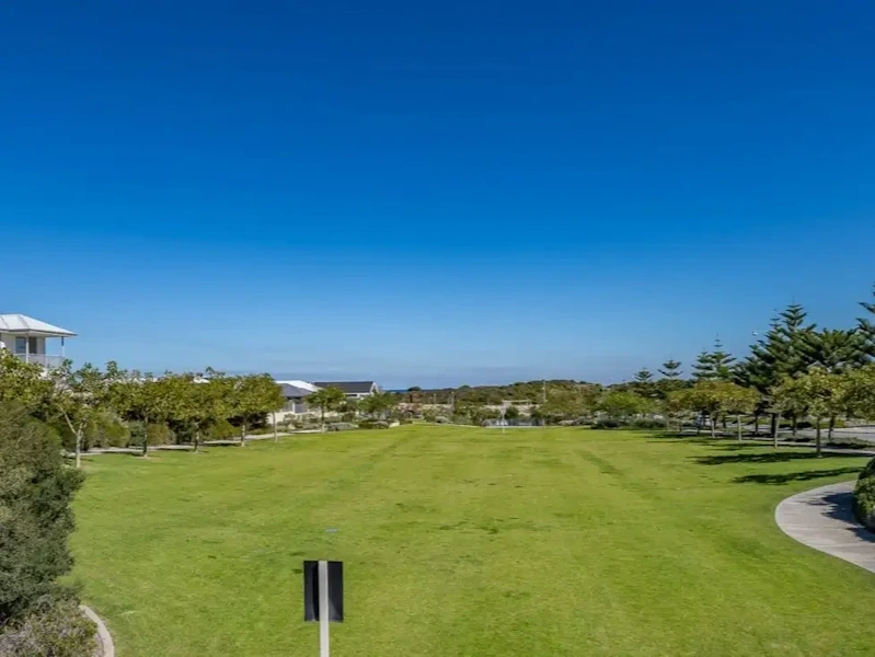 Rare Park Facing Block in Catalina – Build Your Dream Coastal Home (3-Storey Approved!)62995619853570114