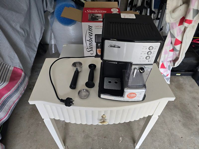 Sunbeam Cafe barista coffee machine sold as is 63016488385793111