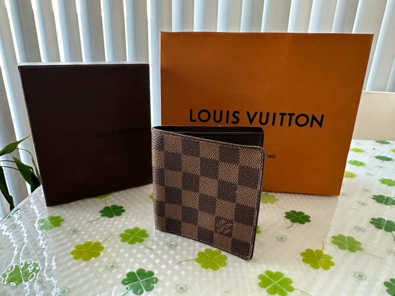 Used Authentic Louis Vuitton Wallet