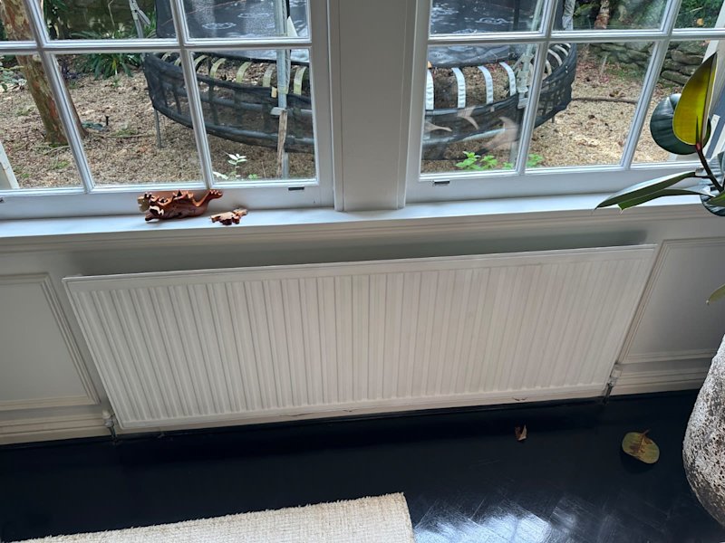 Hydronic radiators set of 6 various sizes63444014511490114