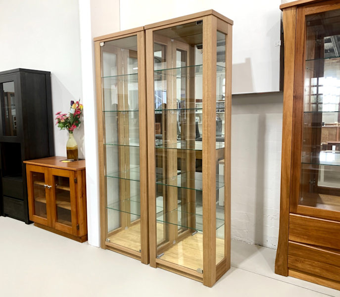 DU55 - Tassie Oak Single Door Display Unit $980ea62863385152769111