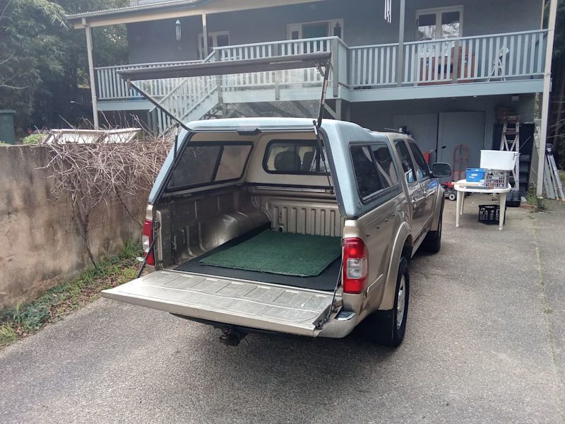 2004 HOLDEN RODEO LT 5 SP MANUAL 3.5 V6 PETROL. CREW CAB P/UP. $430062934697994754114