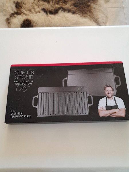 BBQ CAST IRON TEPPANYAKI PLATE BRAND NEW NEVER USED.63022634992130112