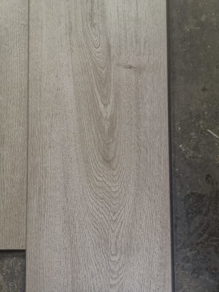 Gray Oak laminate flooring Marion shop63007430121347117