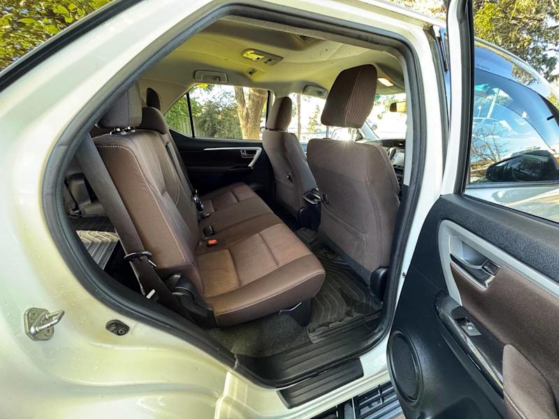 Toyota Fortuna 2018 62936659175939114