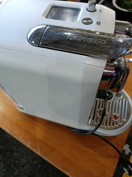 Breville BNE800BSS Creatista Plus Nespresso Coffee Machine63443692915971111