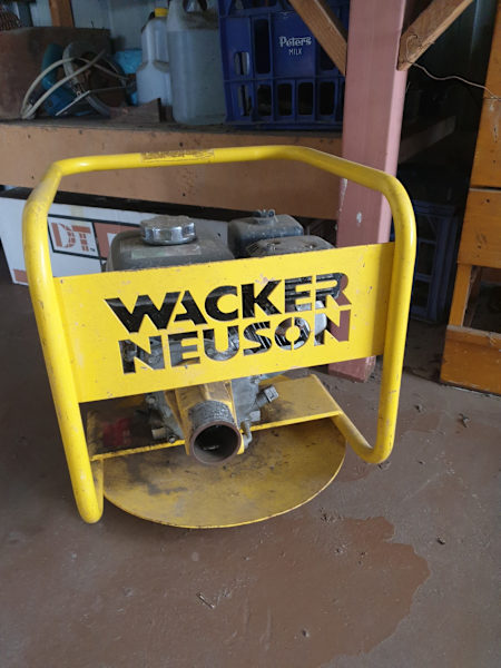 Wackwr Nelson concrete vibrator as new63012443982978112