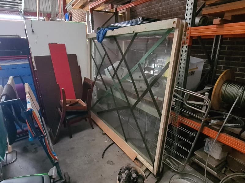 large glass window and frame63440281238785110