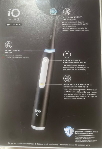 ORAL B BRAUN BLACK ELECTRIC TOOTHBRUSH series i03 - IN BOX UNOPENED63021729623810111