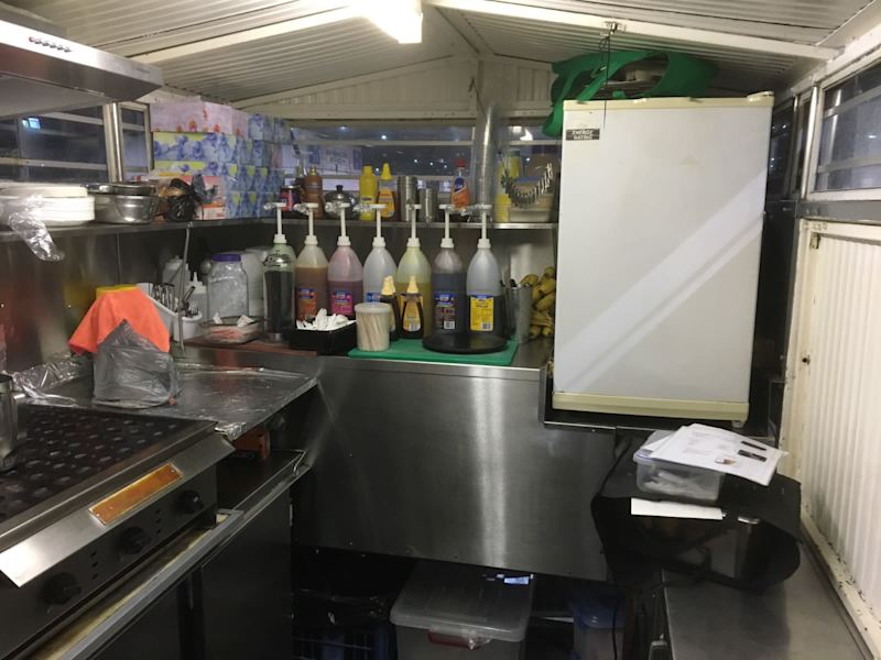 Coffee and pancakes trailer business63438875952130110