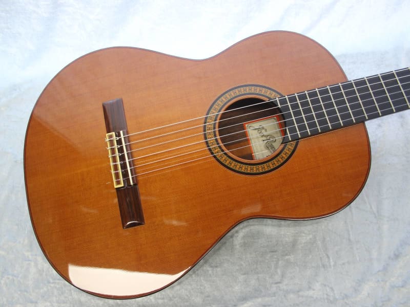 ramirez 2e classical guitar