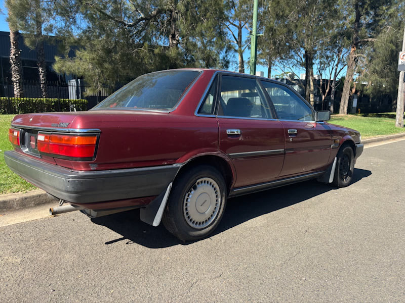 OLD SCHOOL PERFECTLY RUNNING 1989 TOYOTA CAMRY AUTOMATIC62939538706305111