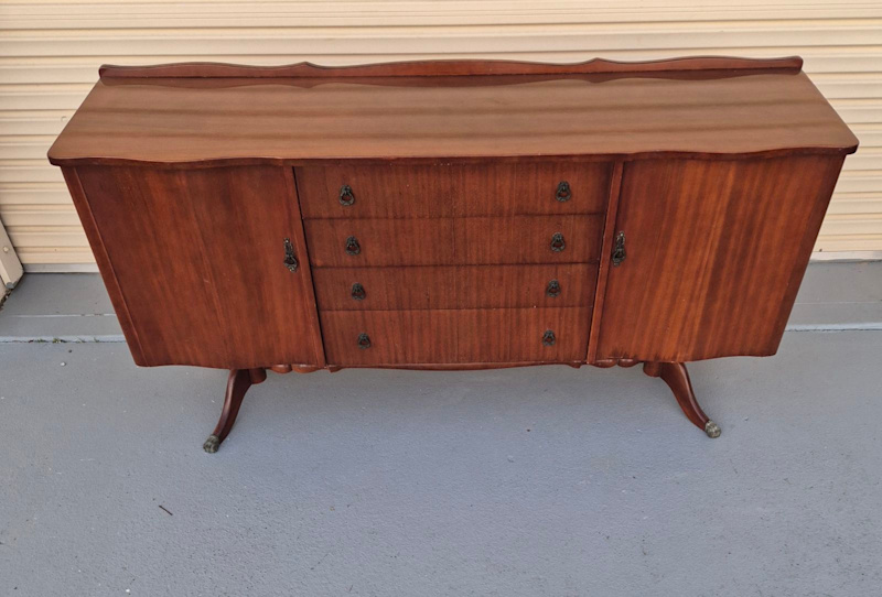 Vintage Buffet Exellent Condition 62863839997441111
