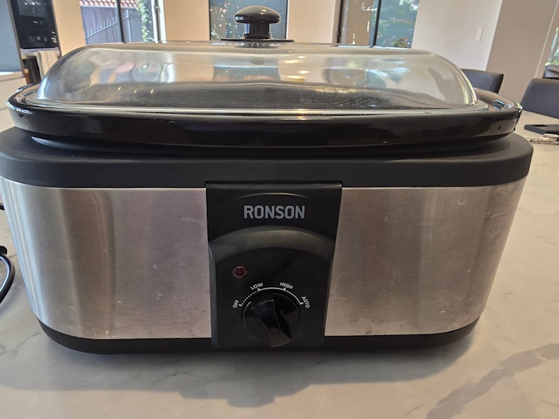 Robson Slow Cooker 6L63443779495042110