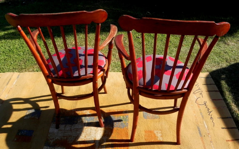 Antique Bentwood Arm Chair x 262863382167041113