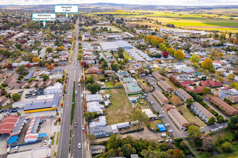 Prime Development Opportunity in the Heart of Bathurst62933717650689113