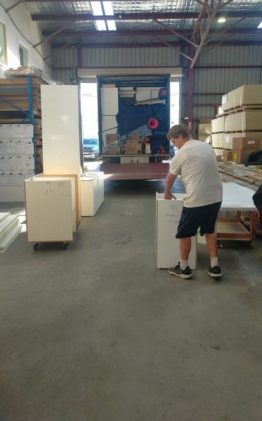 Removals and joinery delivery 62863391904385111