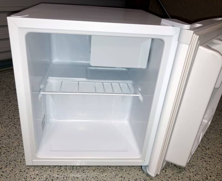 gumtree mini bar fridge