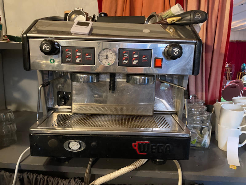 Commercial coffee machine.   Wega    excellent condition63016484045825114