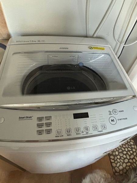 LG 7.5kg Top Loading Washing Machine 63612125940355110