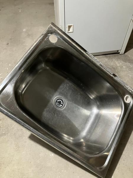 Laundry trough/bowl with SS Cabinet63440193271555111