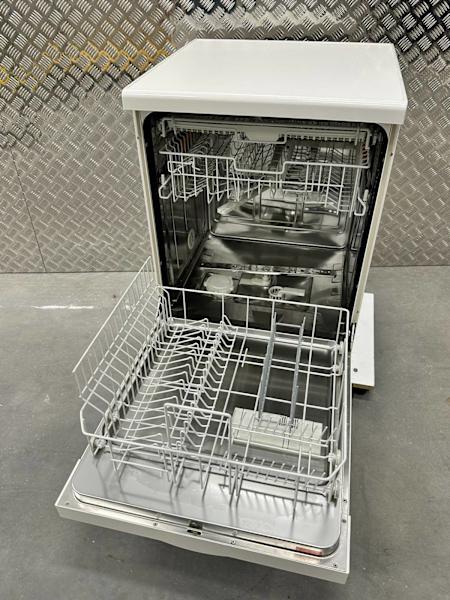 Miele G 1220 SC Freestanding Dishwasher White (NS)63441325326594114