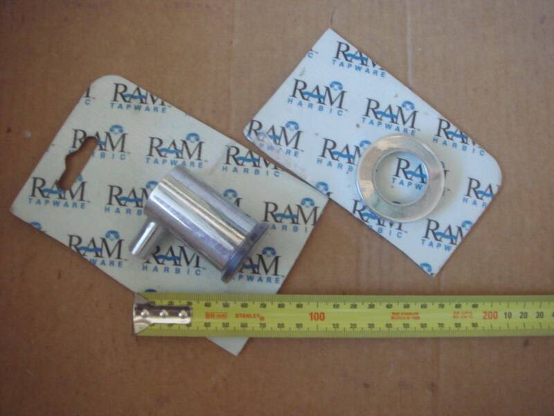 Bathroom tap set part and towel rail holders630044373864991123