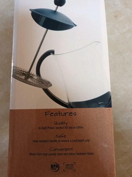 Brand new Coffee Maker 1 or 2 cup size Boxed63021729371265111