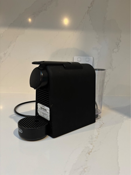 Nespresso Coffee Machine63022178809601111