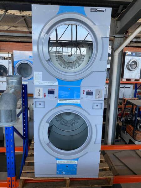 Electrolux stacked coin operated 16.7/6.7 dryer gas630137853985301124