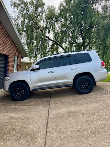 2020 Toyota Landcruiser 200 series VX62935690466689112