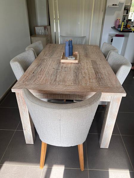 6 seat dining table & chairs628633803632661117