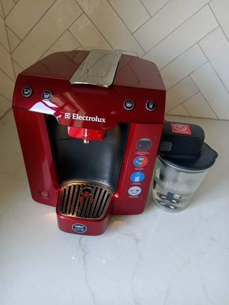 Electrolux Modo Mio Coffee Machine ELM540063016488604929114