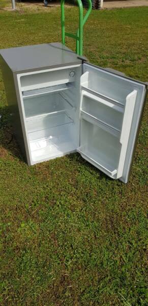 Hi- sense bar fridge63018174945922111