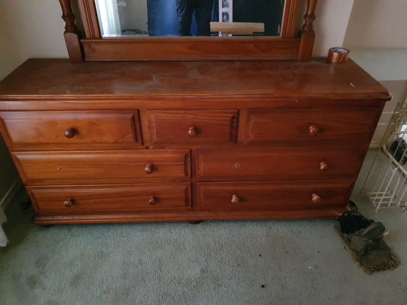 Bedroom Dresser Approx 25 Year Old, How To Remove Old Dresser Drawers