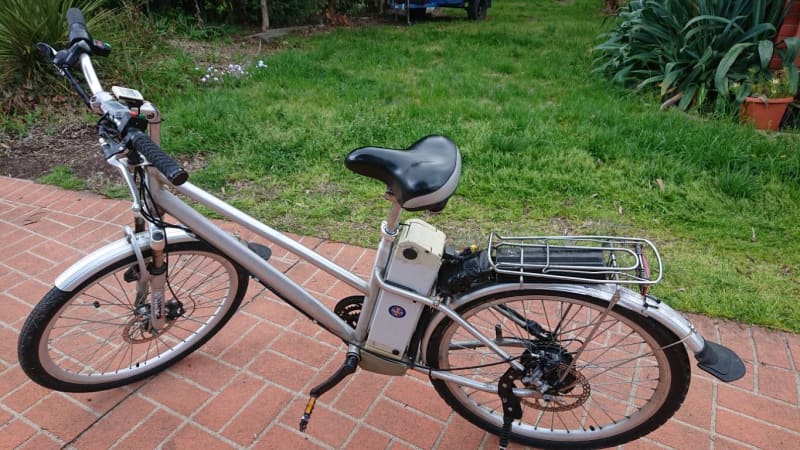 zoom tracker 550 electric bike