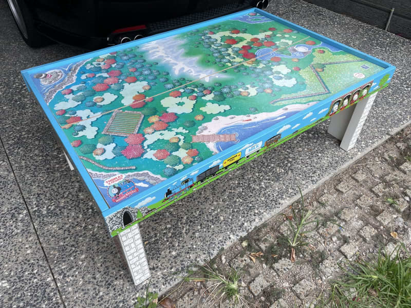 thomas the train table used