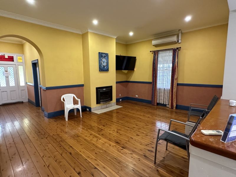 CENTRALLY LOCATED PROPERTY WITH MIXED-USE ZONING62931713263619113