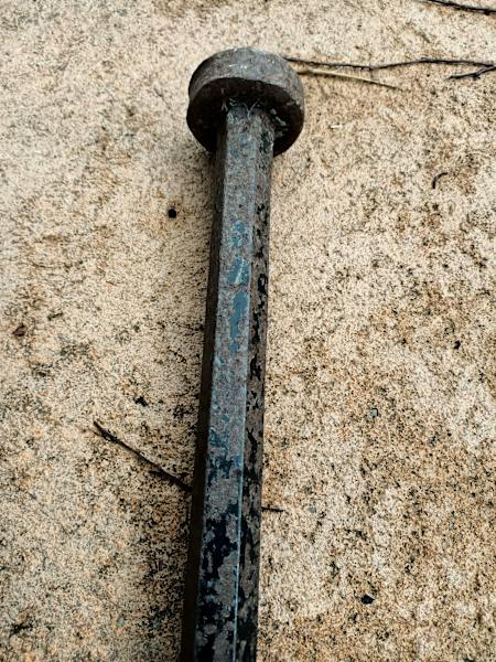 FENCING/ POST HOLE BAR 1.8 METRES X 30MM63012444504451113