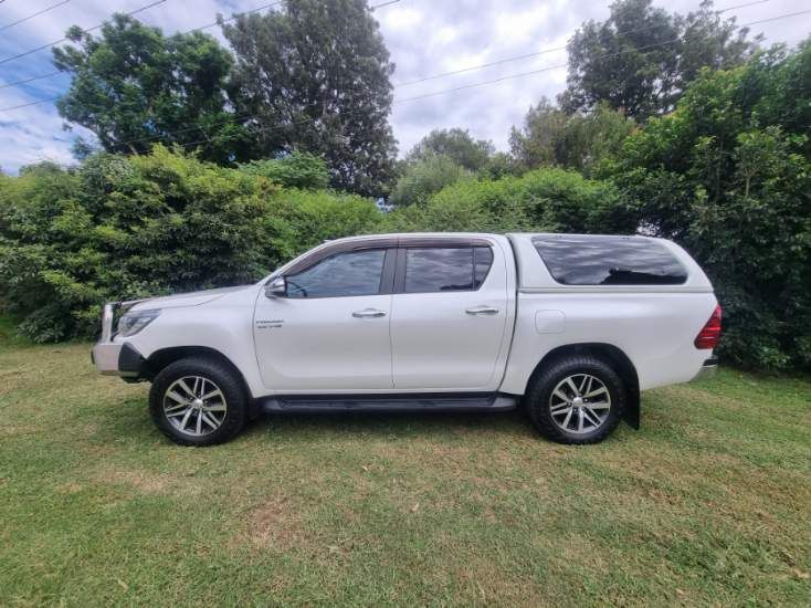 2016 TOYOTA HILUX SR5 (4x4) 6 SP AUTOMATIC DUAL CAB UTILITY62933707575937112