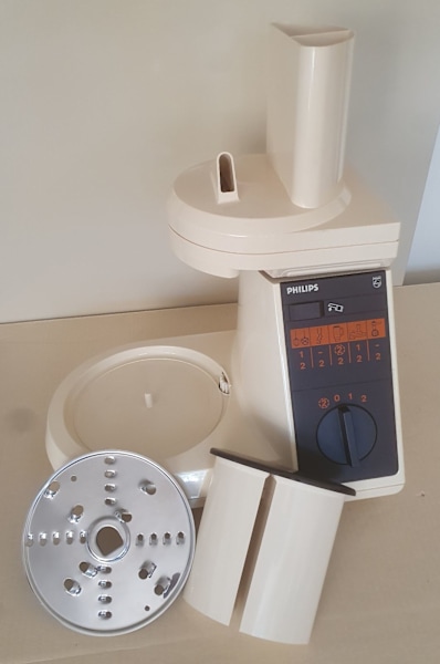1970s vintage Philips HR26826/B food processor. Some parts missing63444044641282114