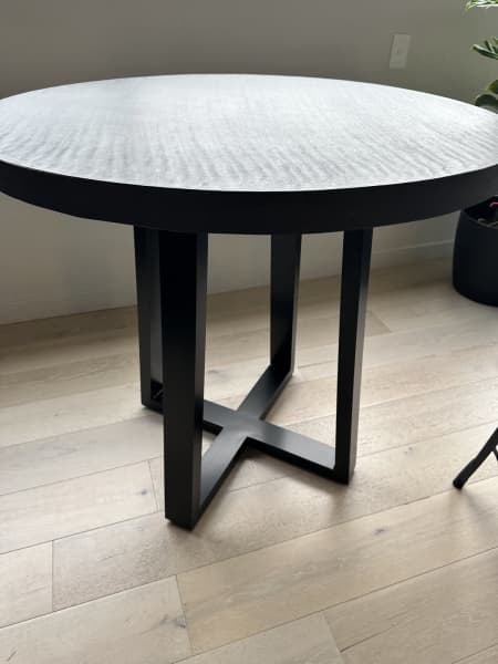 gumtree concrete table