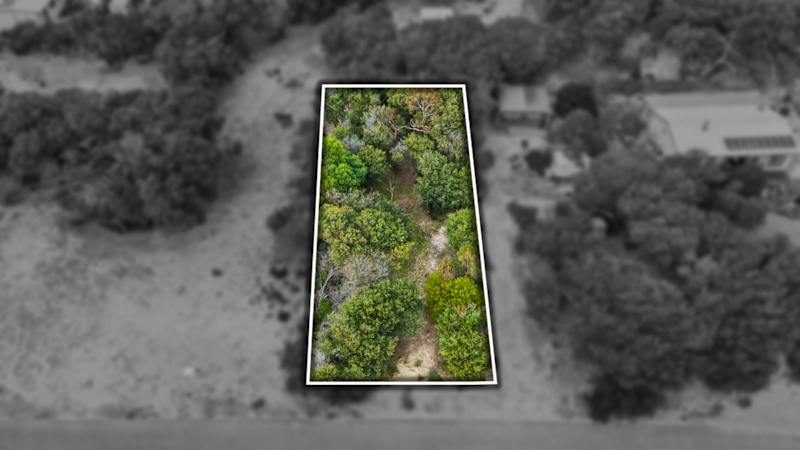 Prime Coastal Land in Golden Beach - 612m2 Block62885360599682111