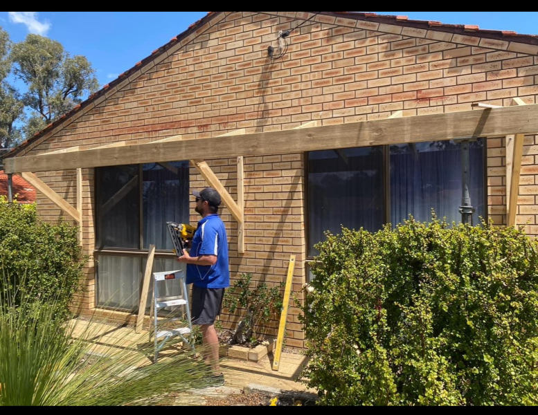 Handyman/Carpenter available for Jobs 62863396717954112