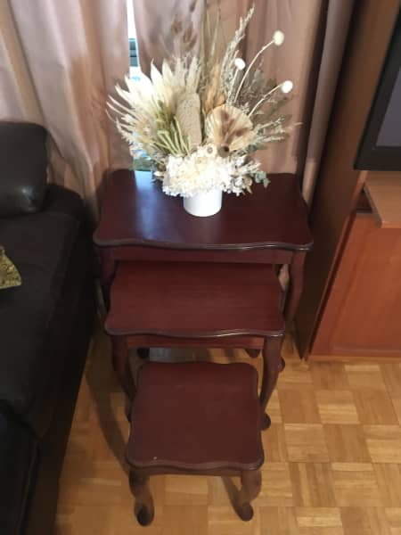 Nest of 4 Tables (Side / Lamp) Queen Anne style Very well made & solid62863379538178113