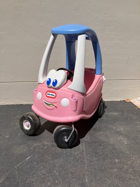 Little tikes best sale pink car tesco