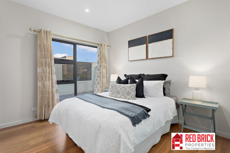 INVESTORS ONLY - OFFERS OVER $1,390,000 ONLY - RENTED $950 PER WEEK62929679553923114
